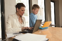 Ergonomisch Arbeiten - auch im Homeoffice! Ergonomisch Arbeiten - auch im Homeoffice!